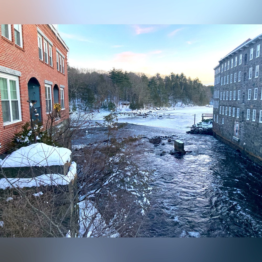 Meet your Posher, Adrienne